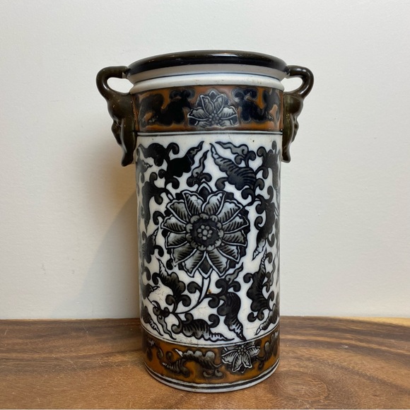Dark Floral Asian Vase with Handles, Traditional style - Picture 2 of 10